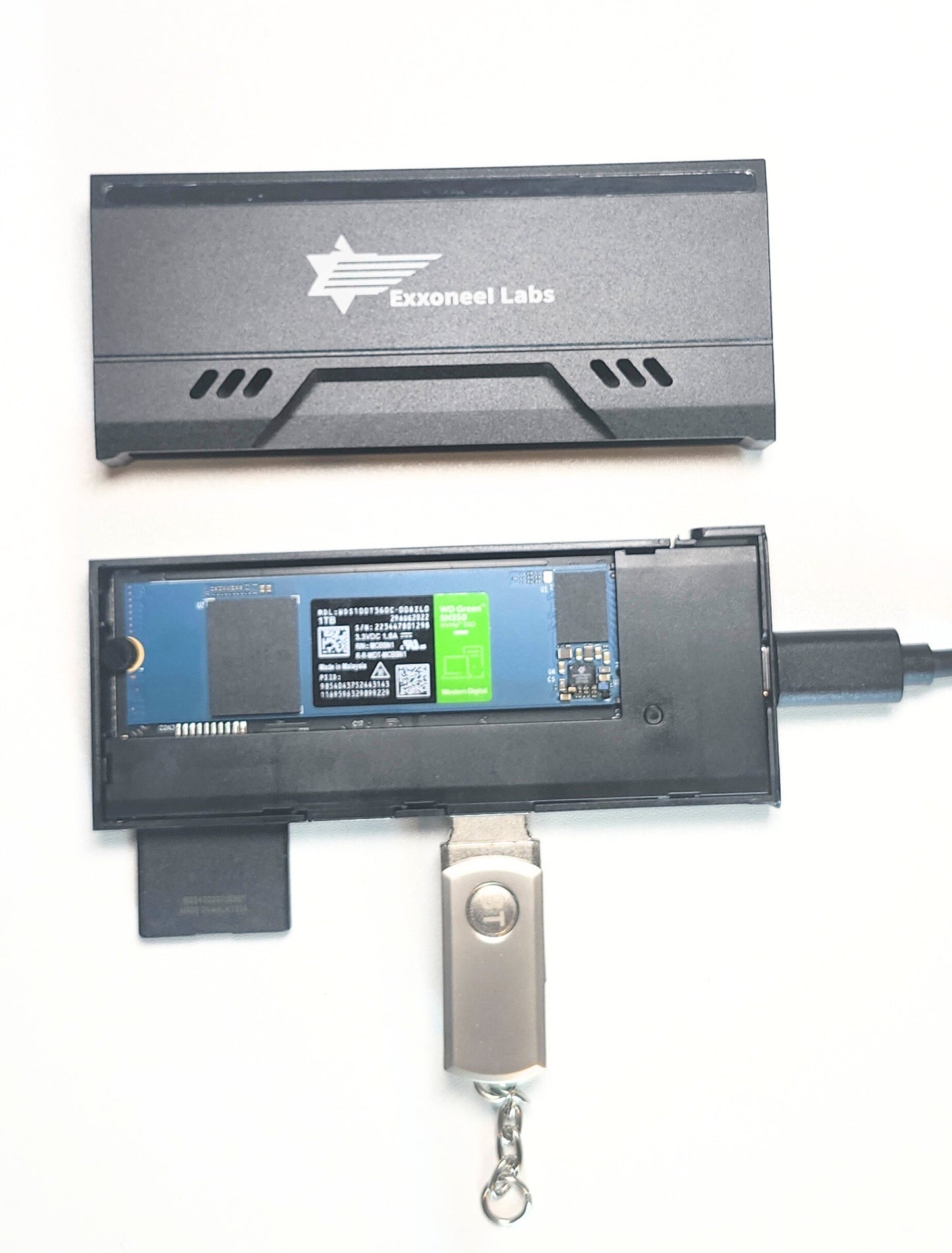 USB Hub with M.2 NVME/SATA SSD Enclosure, 10 Gbps Dock, SD/TF, USB 2.0 Ports