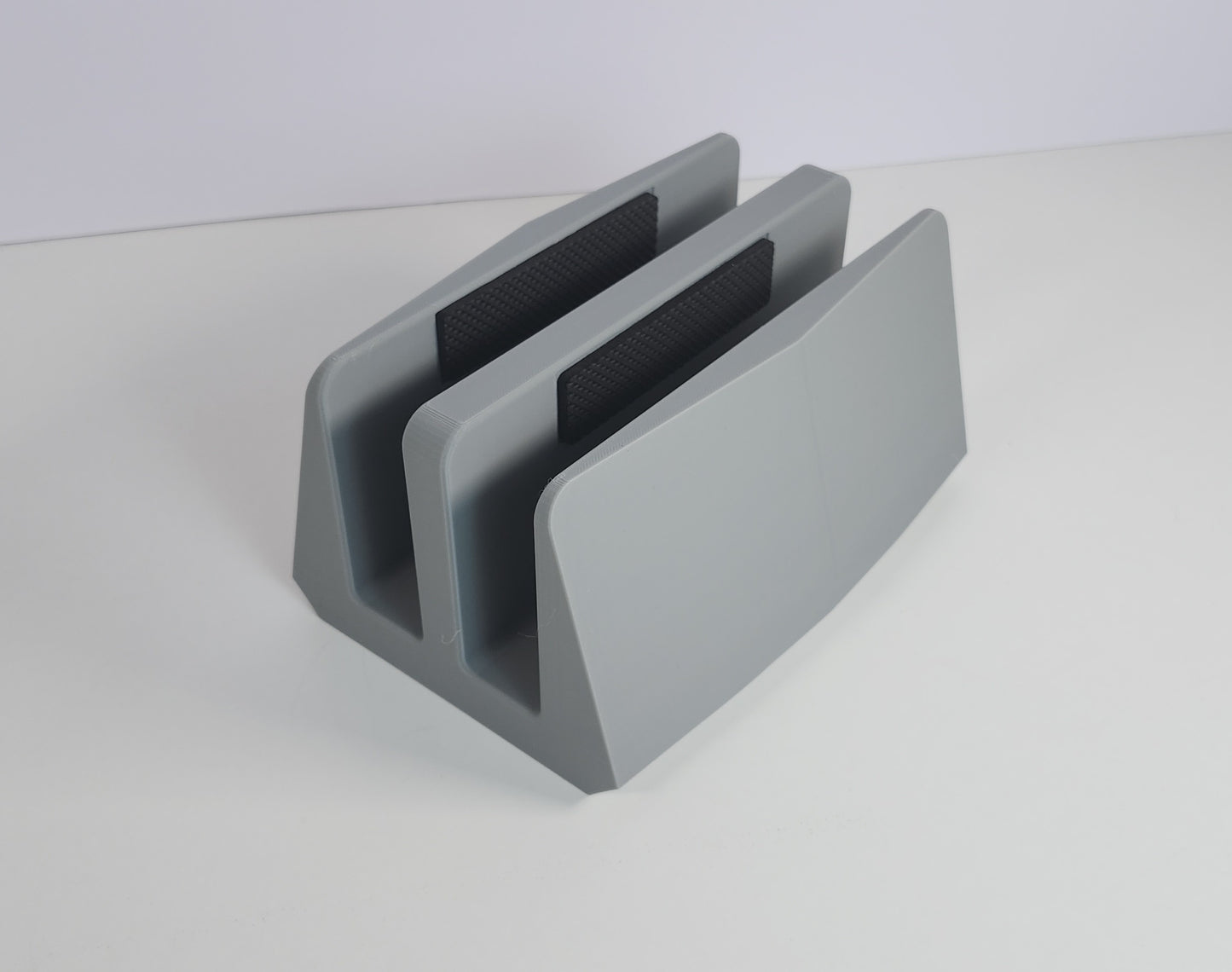 DualDock Vertical Laptop Stand