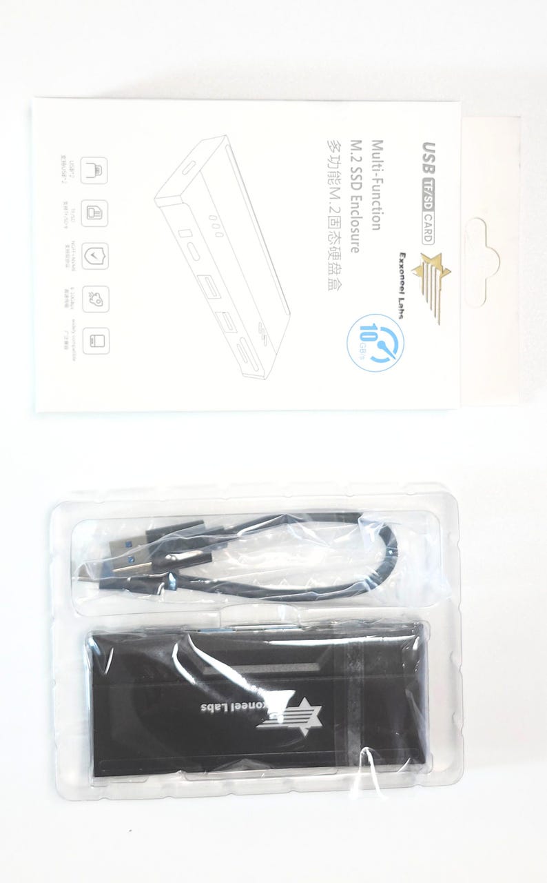 USB Hub with M.2 NVMe/SATA SSD Enclosure, 1 to 10 Gbps Dock, Sd.Tf, Usb 2.0 Ports